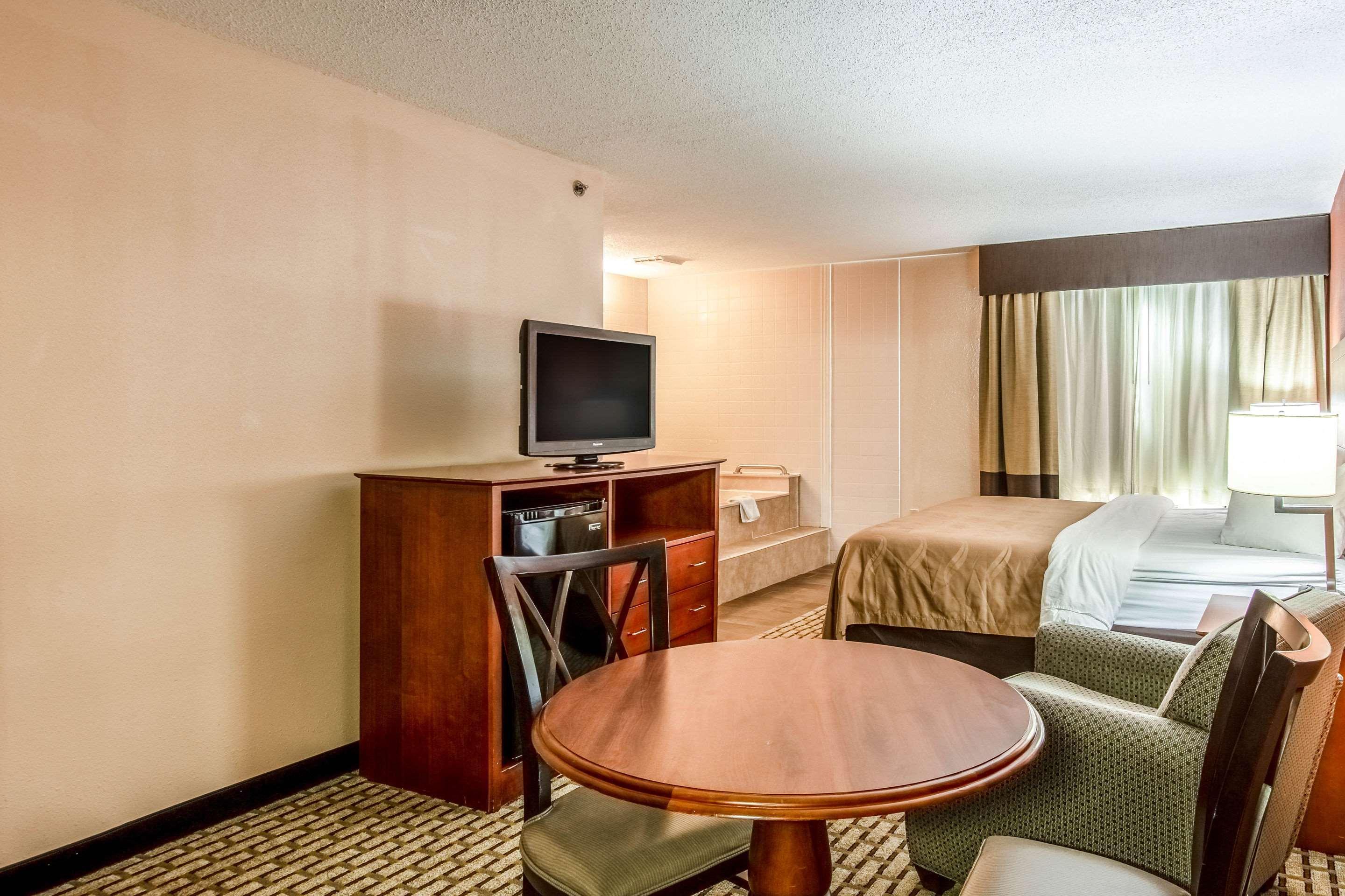 Country Inn & Suites By Radisson, Muskegon, Mi Luaran gambar
